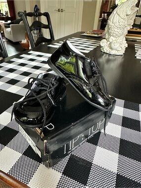 Shiny Black Patent Kids Lace-Up Dress Shoes